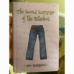 Book Hardback:  The Second Summer of the Sisterhood, Brashares